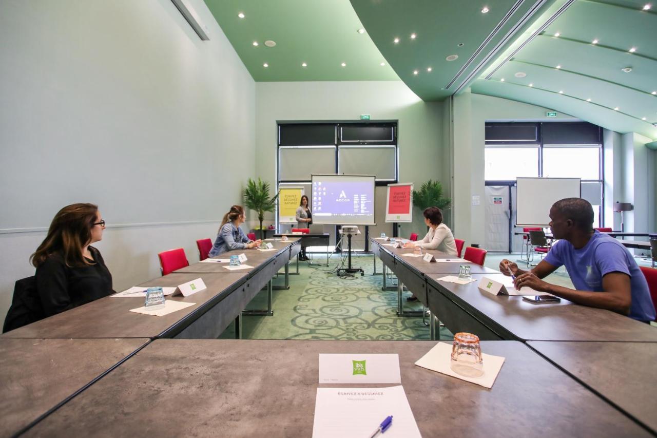Ibis Styles Evry Courcouronnes Hotel And Events المظهر الخارجي الصورة