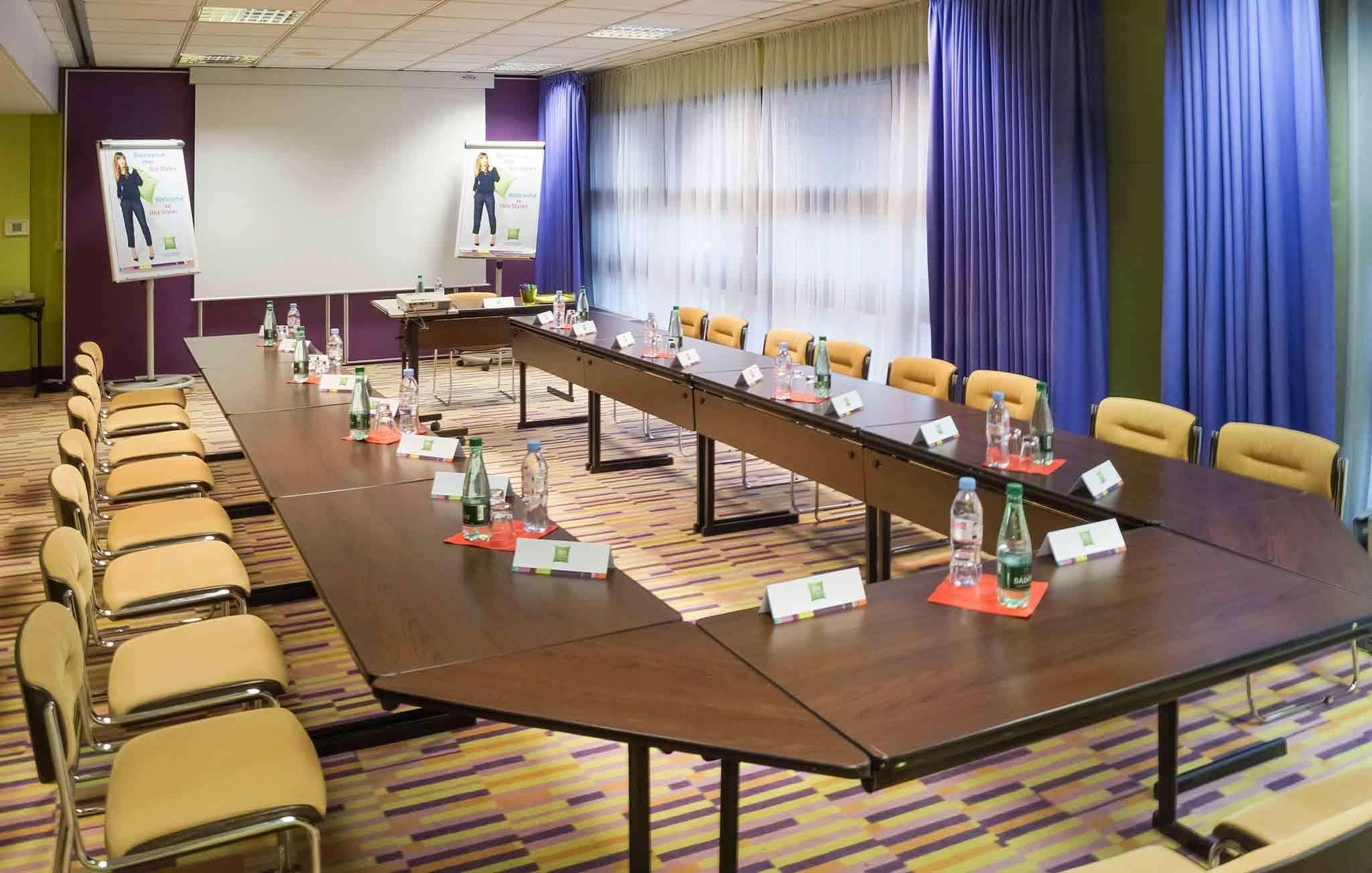 Ibis Styles Evry Courcouronnes Hotel And Events المظهر الخارجي الصورة